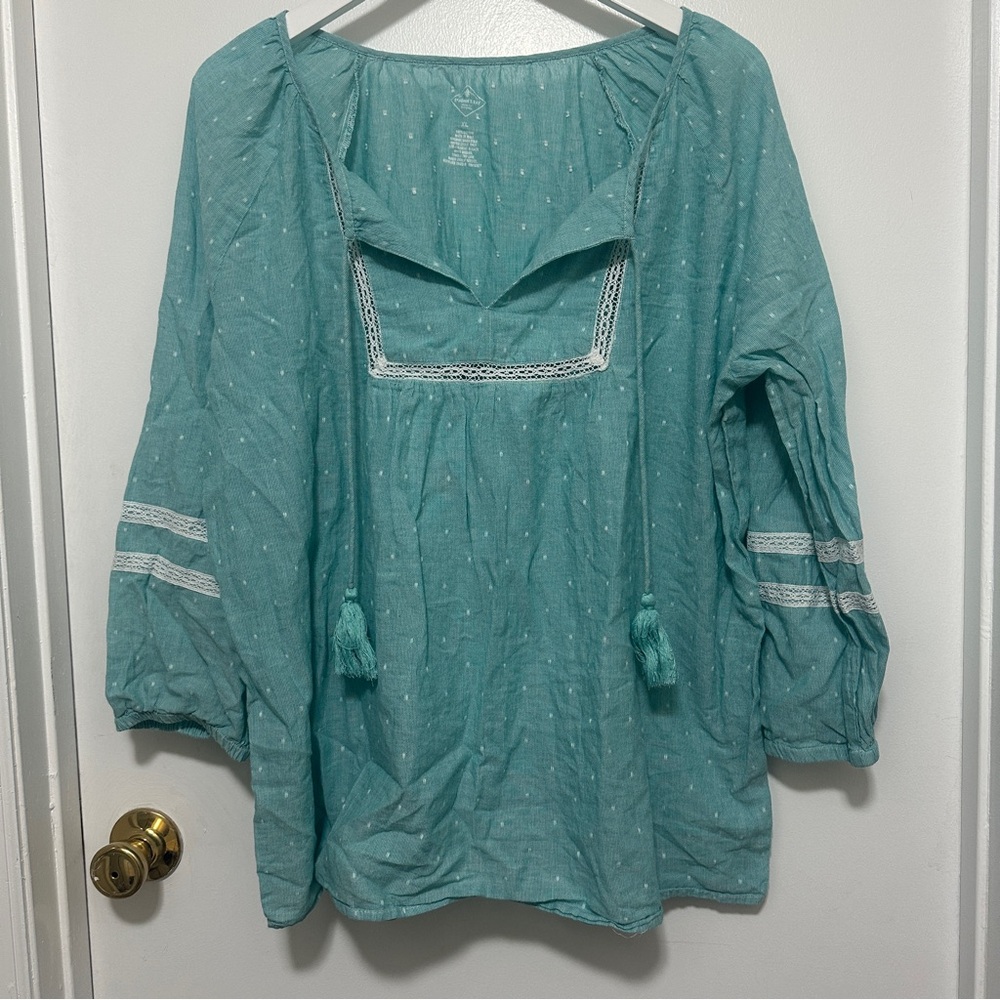 St. John’s Bay Tie Front Keyhole Long Sleeve V-Neck Blouse with Tassels size XL